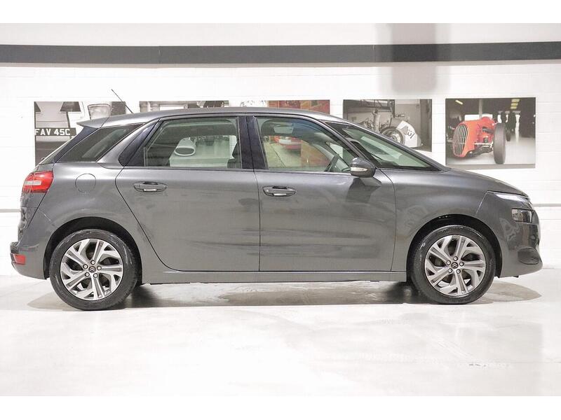 Used Citroen C4 Picasso 2016 for sale - 76968407: Photo 2
