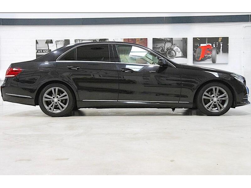 Used Mercedes-Benz E Class 2013 for sale - 76968417: Photo 2