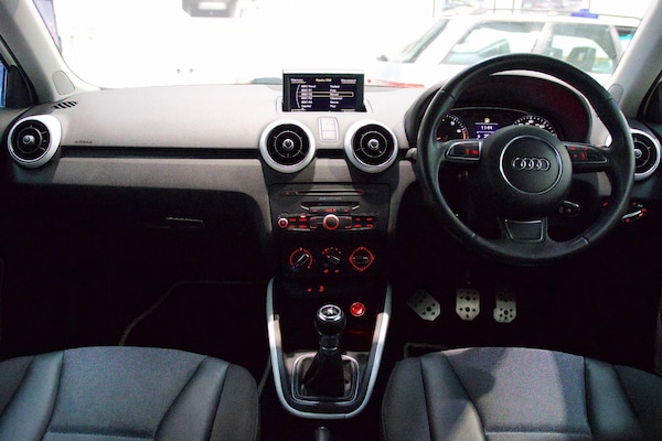 Used Audi A1 2013 for sale - 76239486: Photo 10