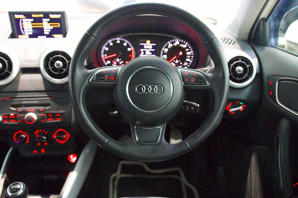 Used Audi A1 2013 for sale - 76239486: Photo 15