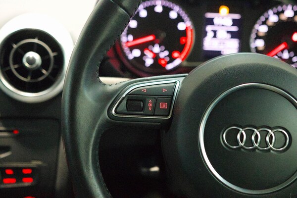 Used Audi A1 2013 for sale - 76239486: Photo 17