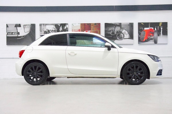 Used Audi A1 2013 for sale - 76239486: Photo 2