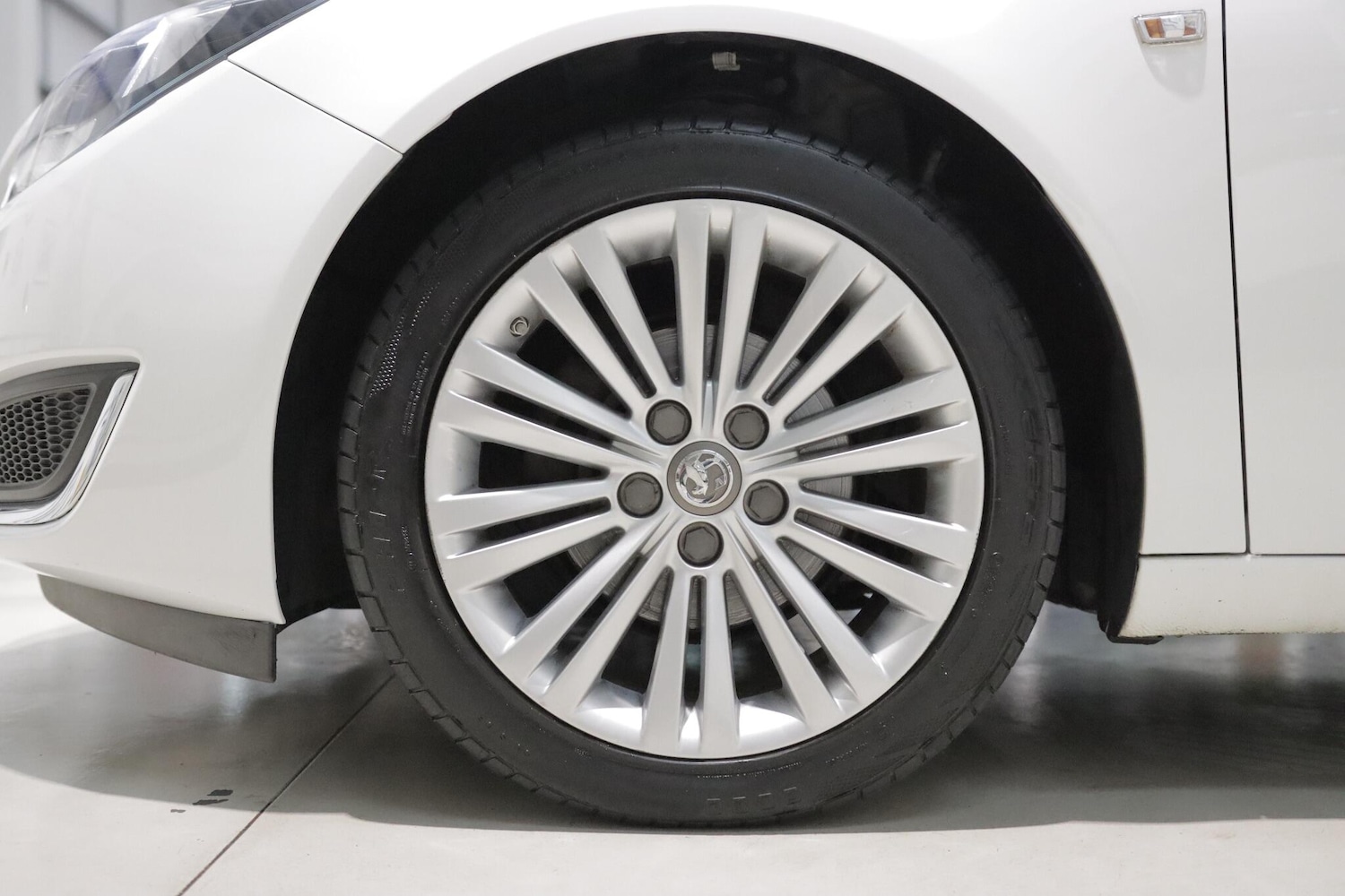 Used Vauxhall Insignia 2017 for sale - 76550549: Photo 27