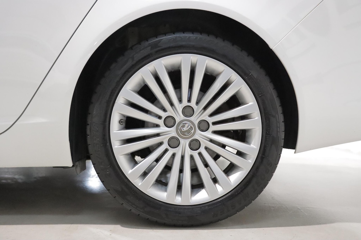 Used Vauxhall Insignia 2017 for sale - 76550549: Photo 28