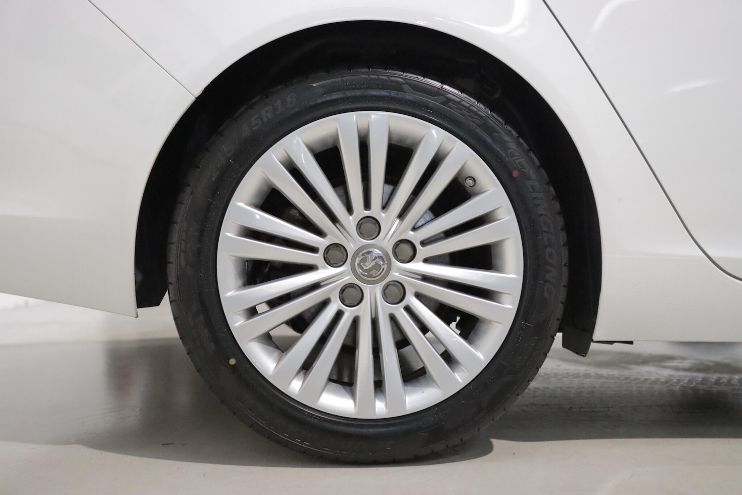 Used Vauxhall Insignia 2017 for sale - 76550549: Photo 29