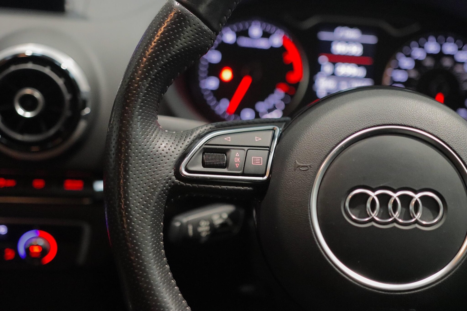 Used Audi A3 for sale - 76918544: Photo 17