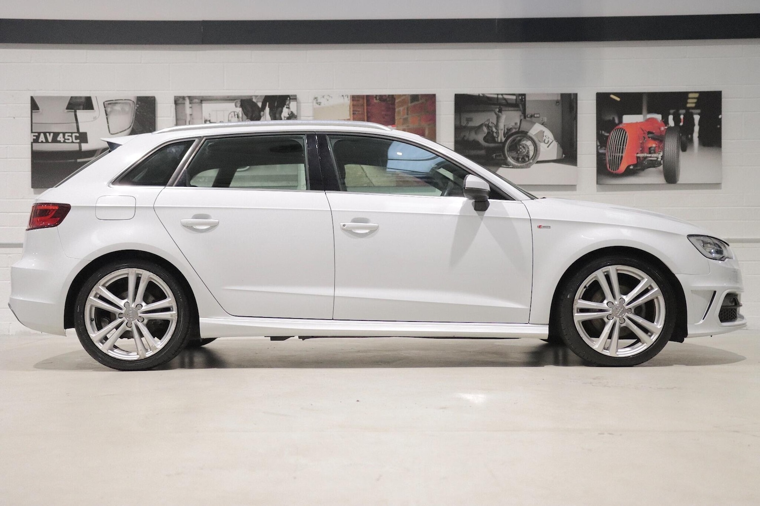 Used Audi A3 for sale - 76918544: Photo 2