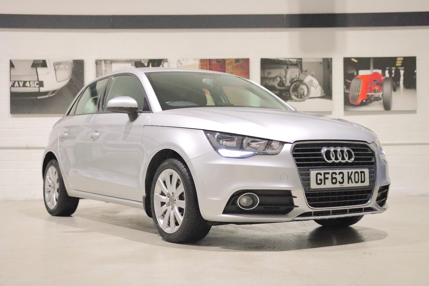 Used Audi A1 2013 for sale - 76701956: Photo 1