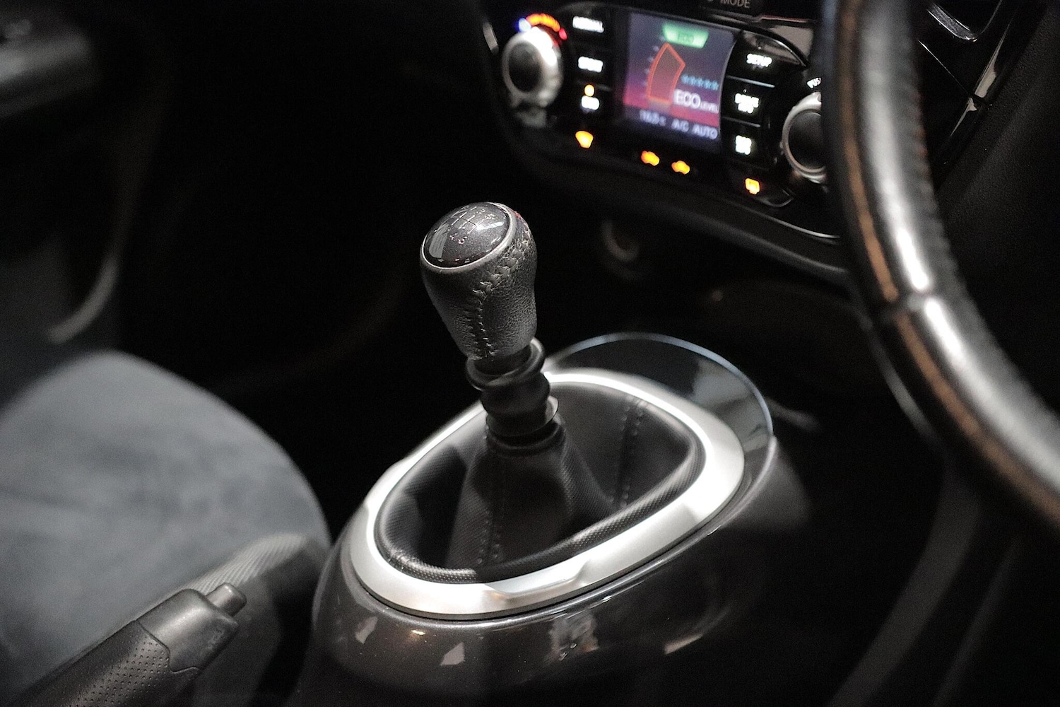 Used Nissan Juke 2015 for sale - 76485575: Photo 24