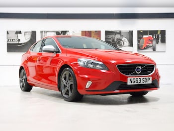 Used Volvo V40 2014 for sale - 75809940: Photo