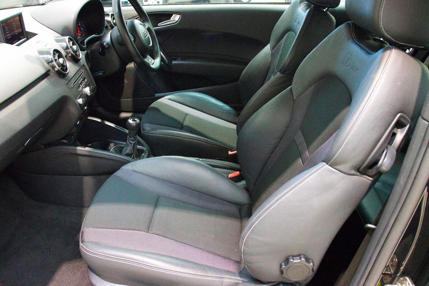 Used Audi A1 2013 for sale - 76013699: Photo 11