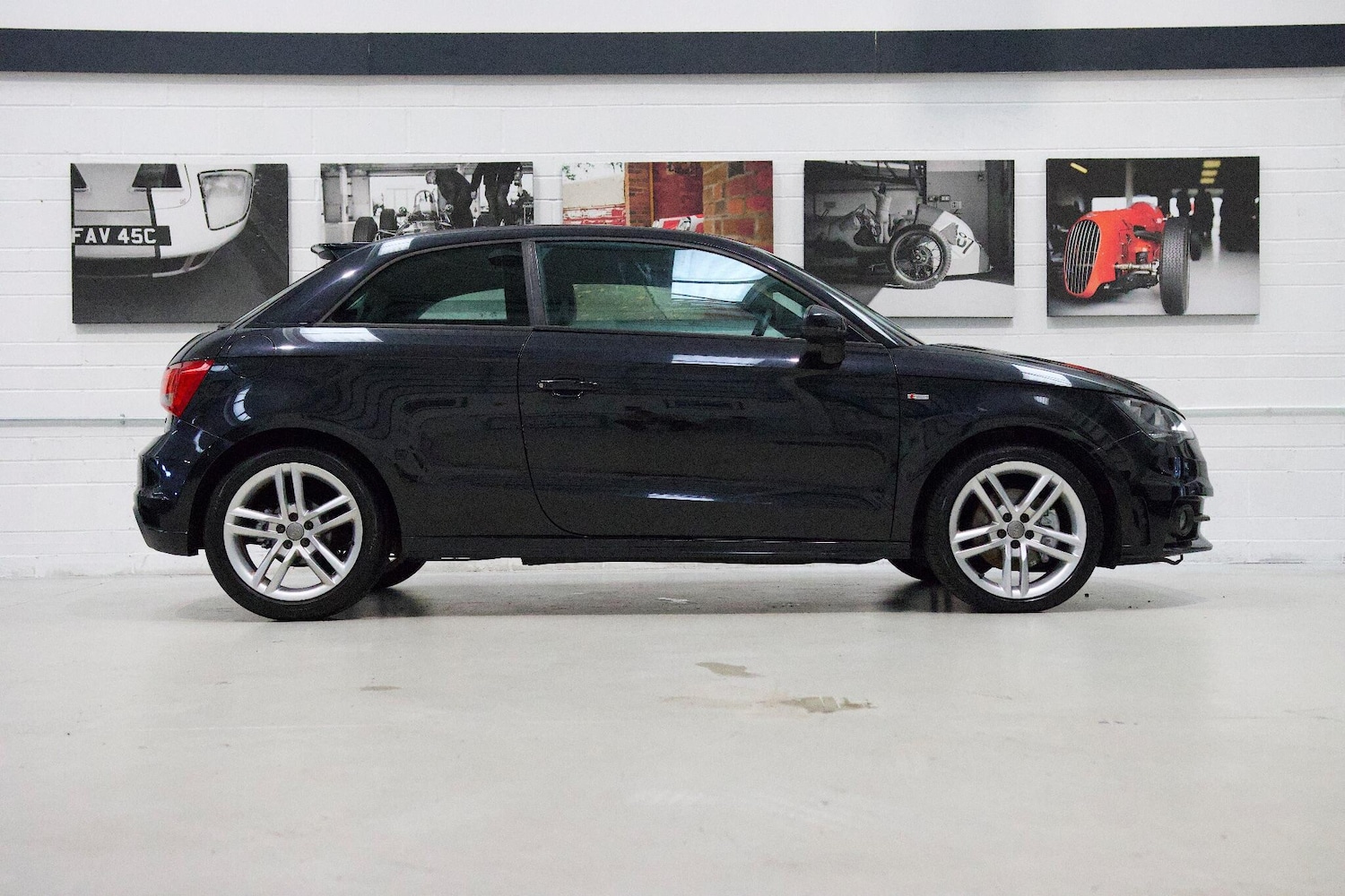 Used Audi A1 2013 for sale - 76013699: Photo 2