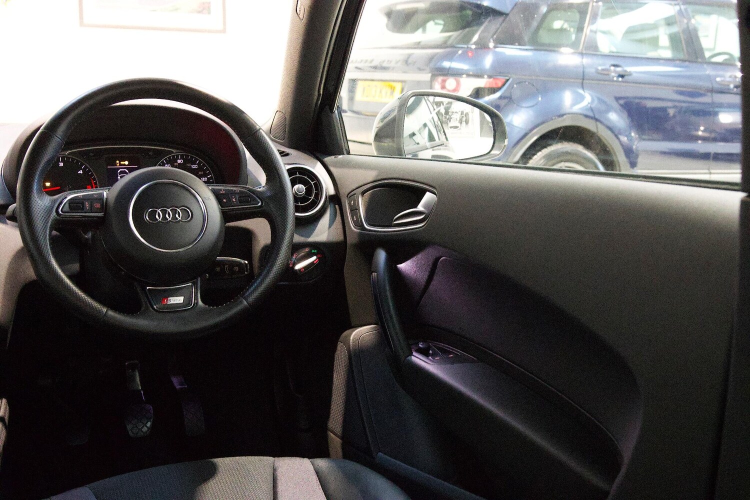 Used Audi A1 2013 for sale - 76013699: Photo 26