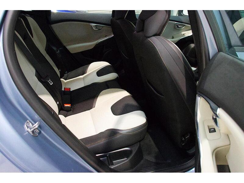 Used Volvo V40 2016 for sale - 76968423: Photo 13