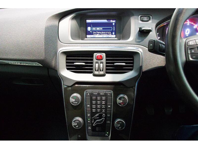 Used Volvo V40 2016 for sale - 76968423: Photo 20