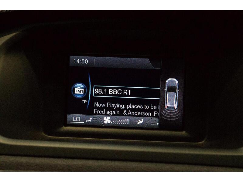 Used Volvo V40 2016 for sale - 76968423: Photo 21