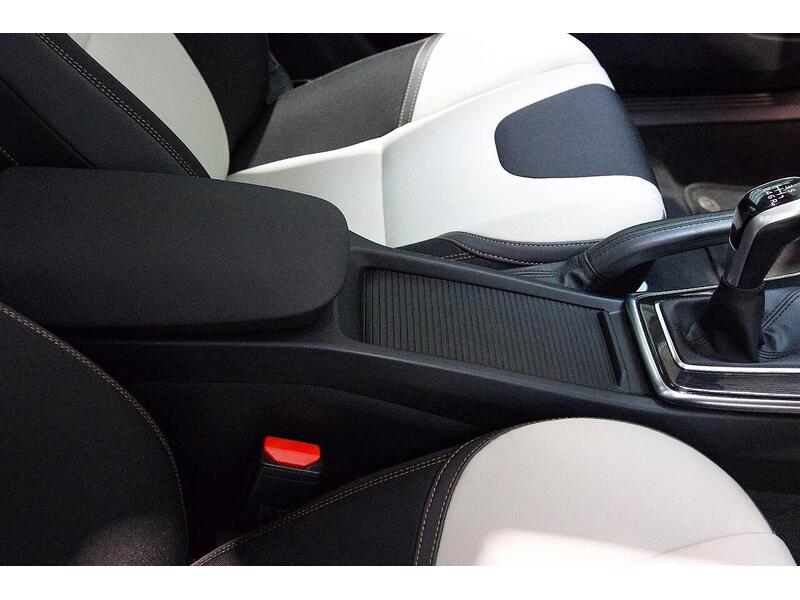 Used Volvo V40 2016 for sale - 76968423: Photo 23