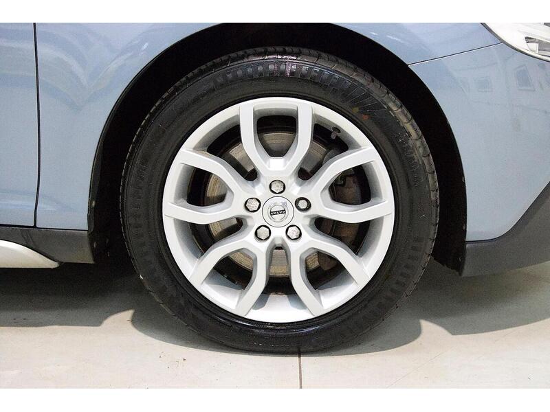 Used Volvo V40 2016 for sale - 76968423: Photo 28