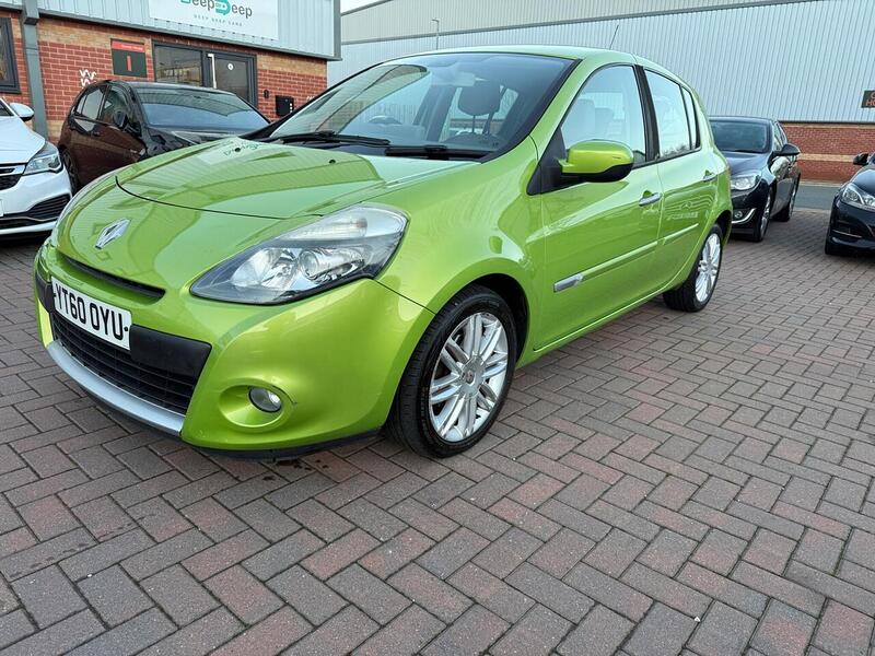 Used Renault Clio 2010 for sale - 76968420: Photo 3