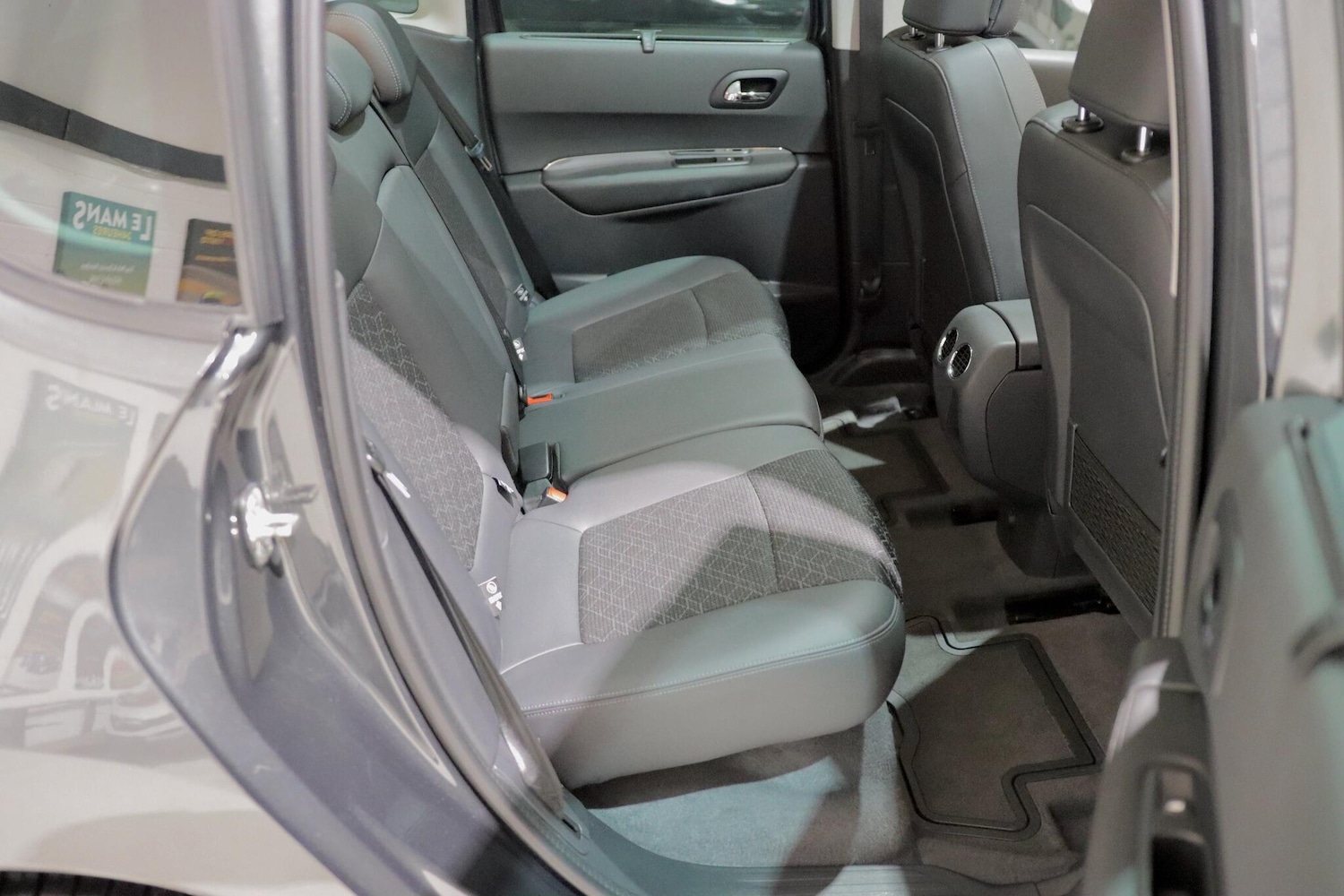 Used Peugeot 3008 2016 for sale - 76832642: Photo 13