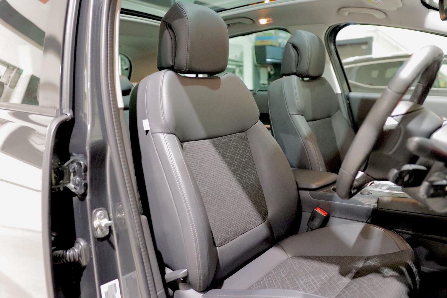 Used Peugeot 3008 2016 for sale - 76832642: Photo 14