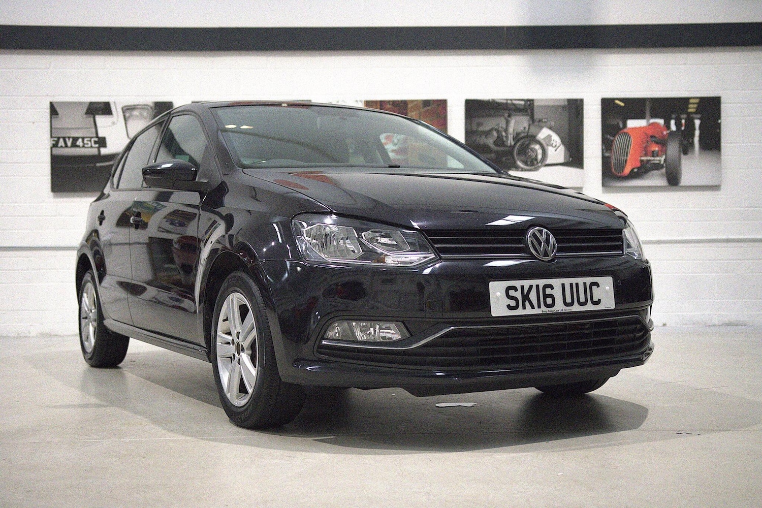 Used Volkswagen Polo 2016 for sale - 76337112: Photo 1