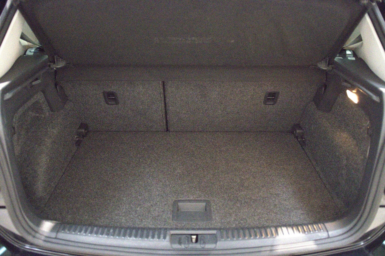 Used Volkswagen Polo 2016 for sale - 76337112: Photo 14