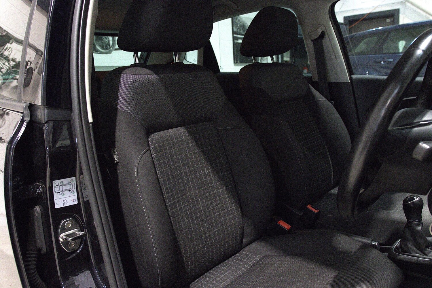 Used Volkswagen Polo 2016 for sale - 76337112: Photo 16