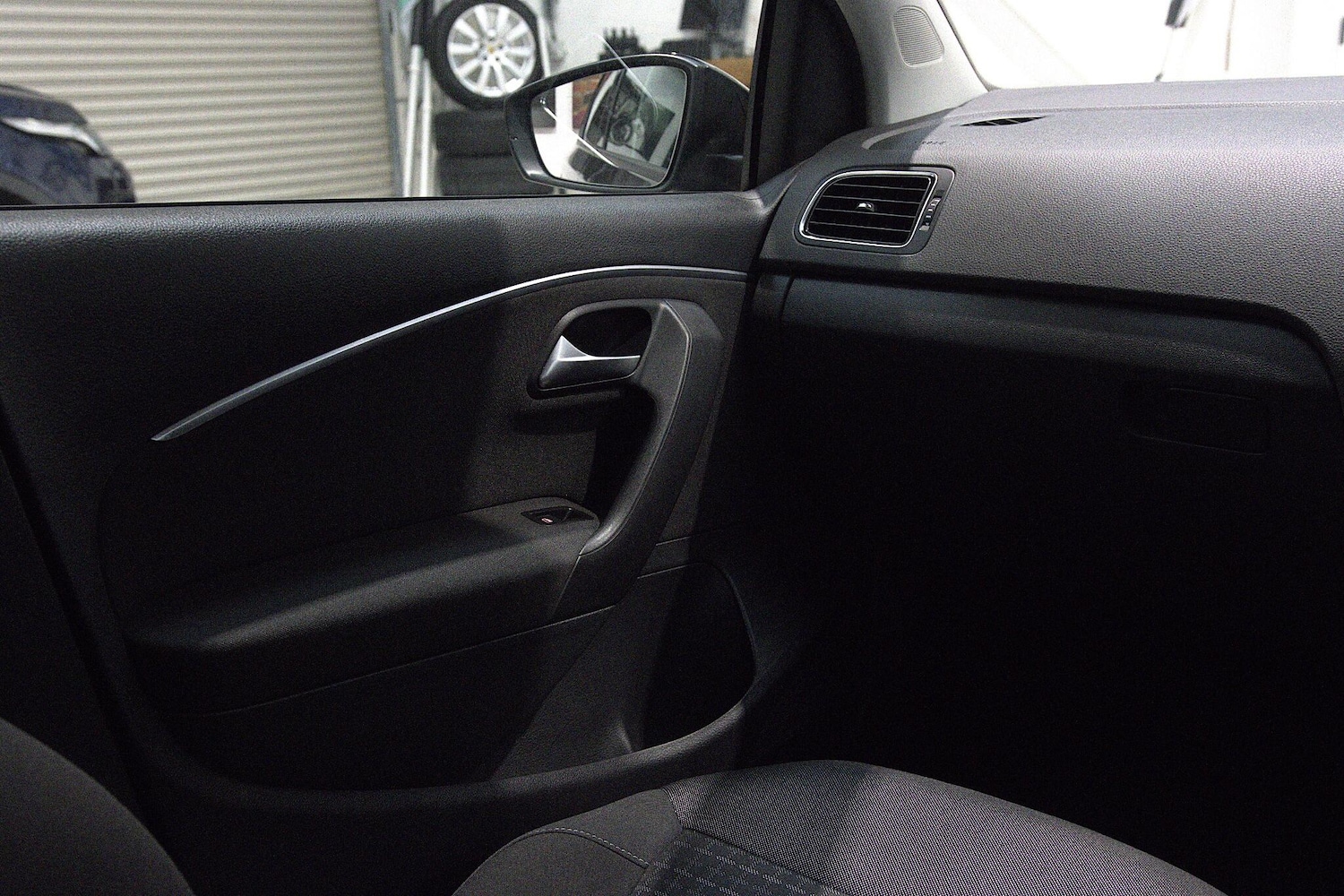 Used Volkswagen Polo 2016 for sale - 76337112: Photo 27