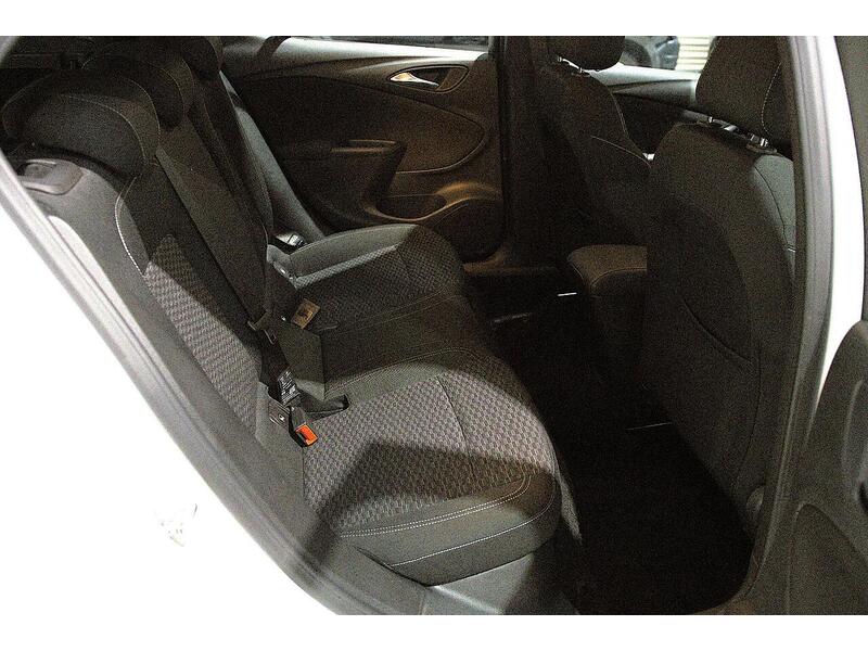 Used Vauxhall Astra 2017 for sale - 76968416: Photo 13