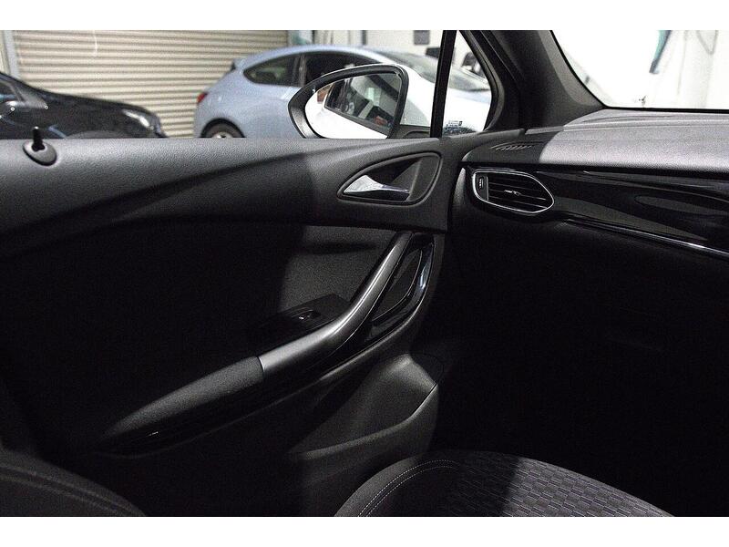 Used Vauxhall Astra 2017 for sale - 76968416: Photo 25