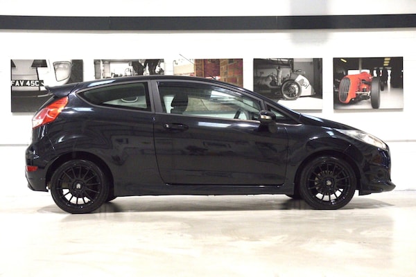 Used Ford Fiesta 2014 for sale - 76260609: Photo 2