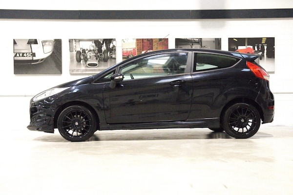 Used Ford Fiesta 2014 for sale - 76260609: Photo 6