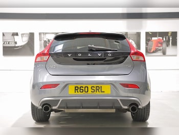 Used Volvo V40 2015 for sale - 76849718: Photo