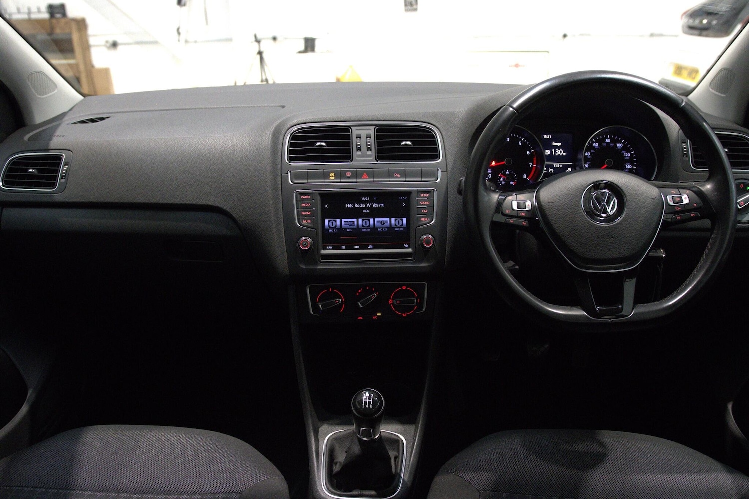 Used Volkswagen Polo 2016 for sale - 76318239: Photo 10