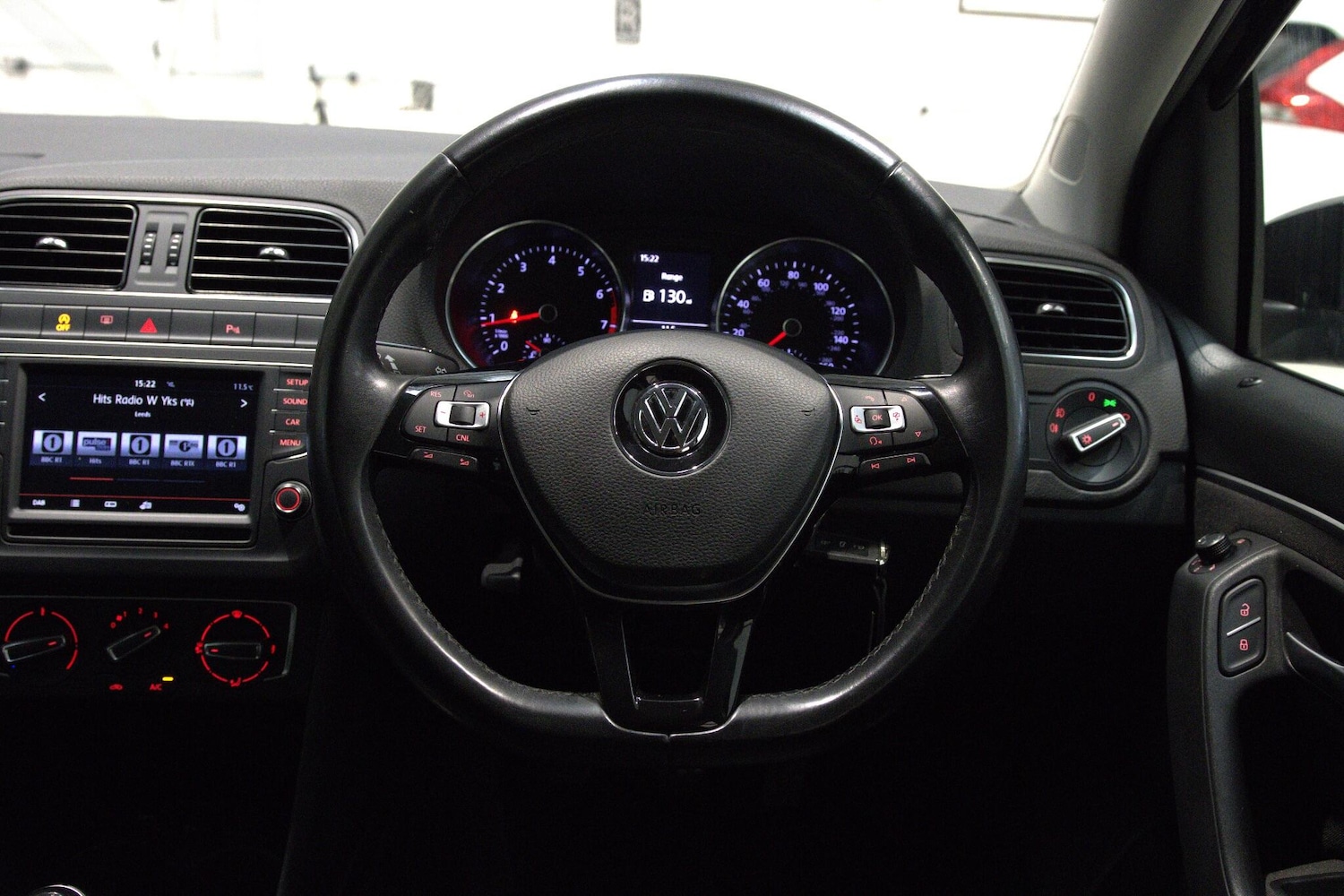 Used Volkswagen Polo 2016 for sale - 76318239: Photo 17