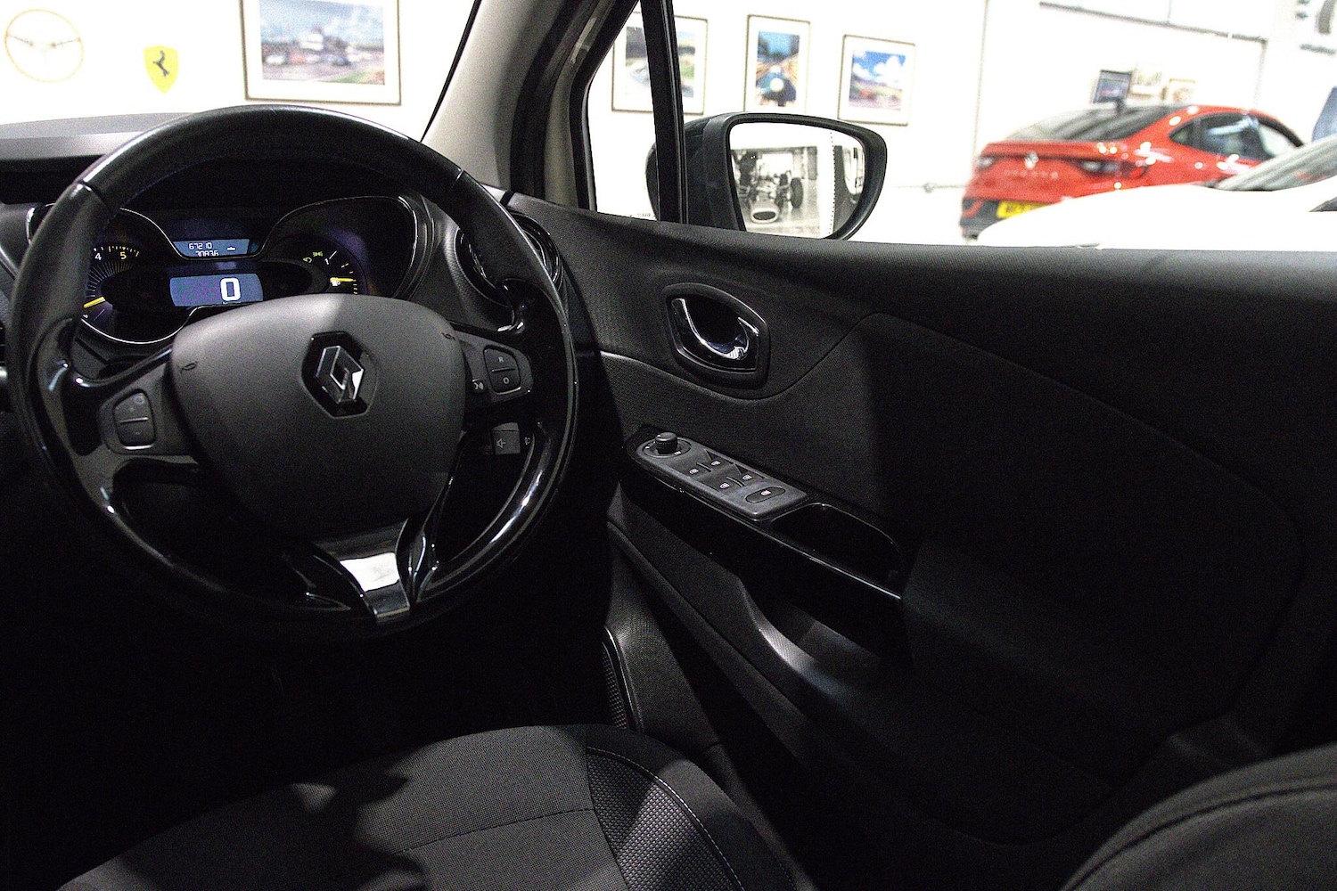 Used Renault Captur 2016 for sale - 76259944: Photo 25