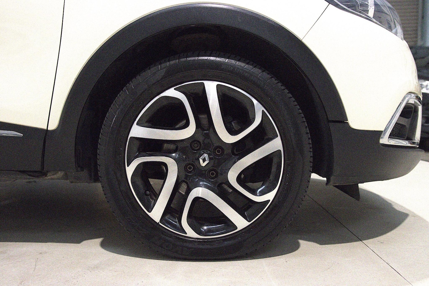 Used Renault Captur 2016 for sale - 76259944: Photo 29