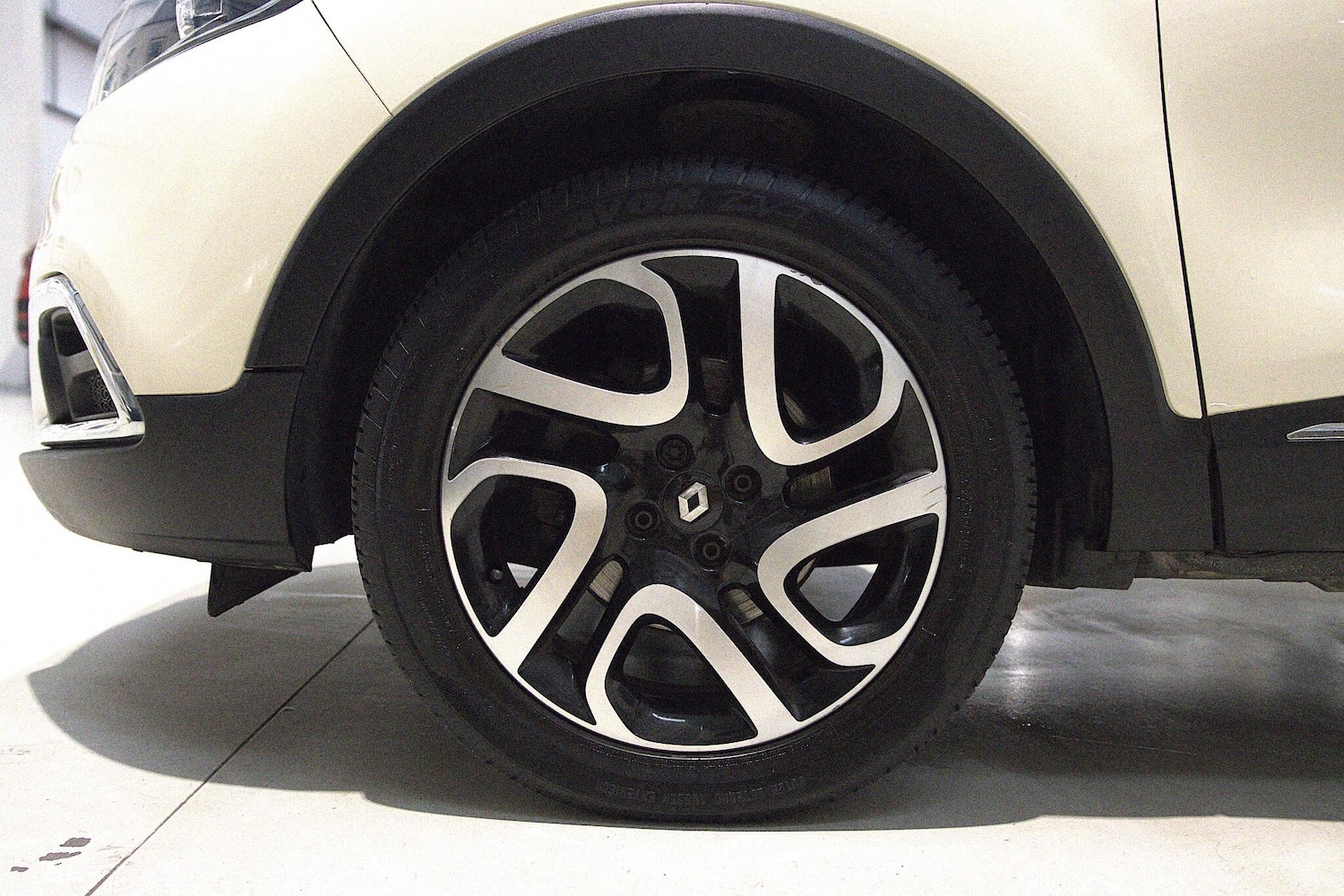 Used Renault Captur 2016 for sale - 76259944: Photo 30