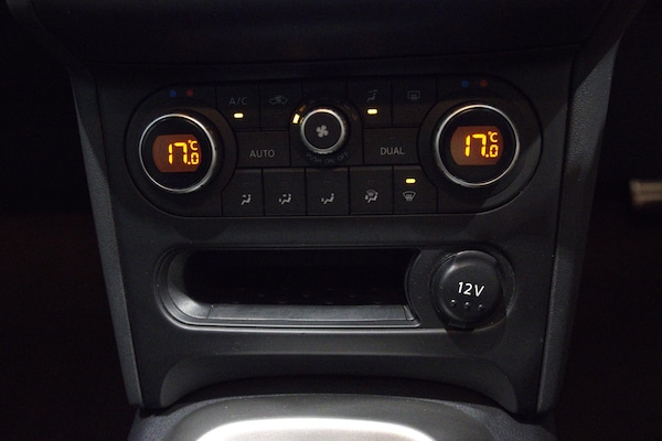 Used Nissan Qashqai+2 2011 for sale - 76306994: Photo 23