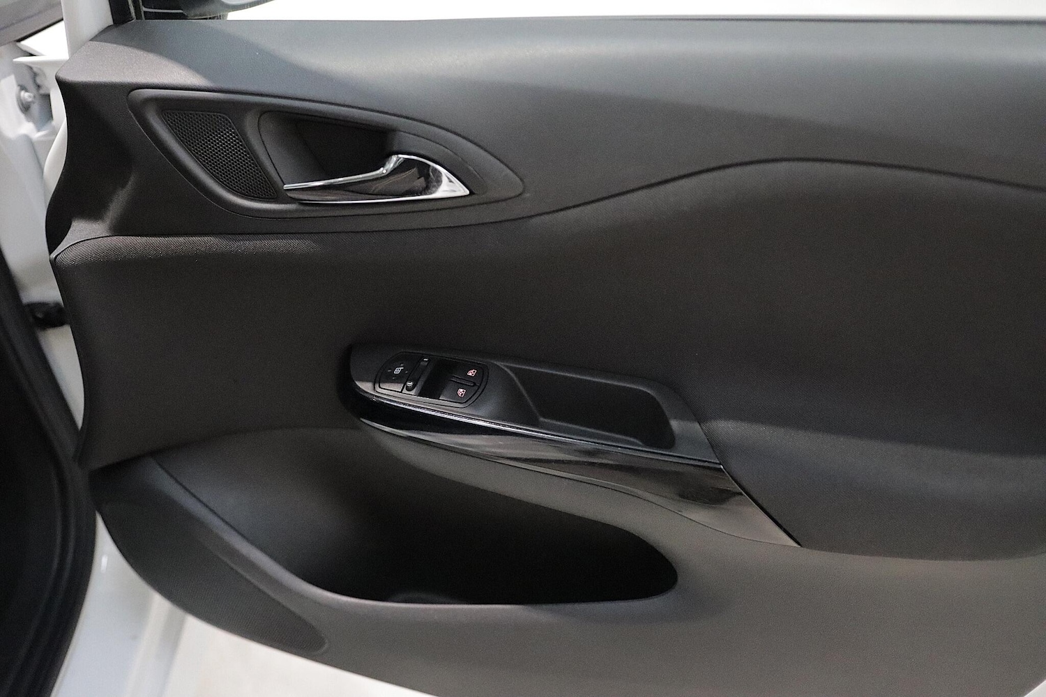 Used Vauxhall Corsa 2017 for sale - 76484955: Photo 26