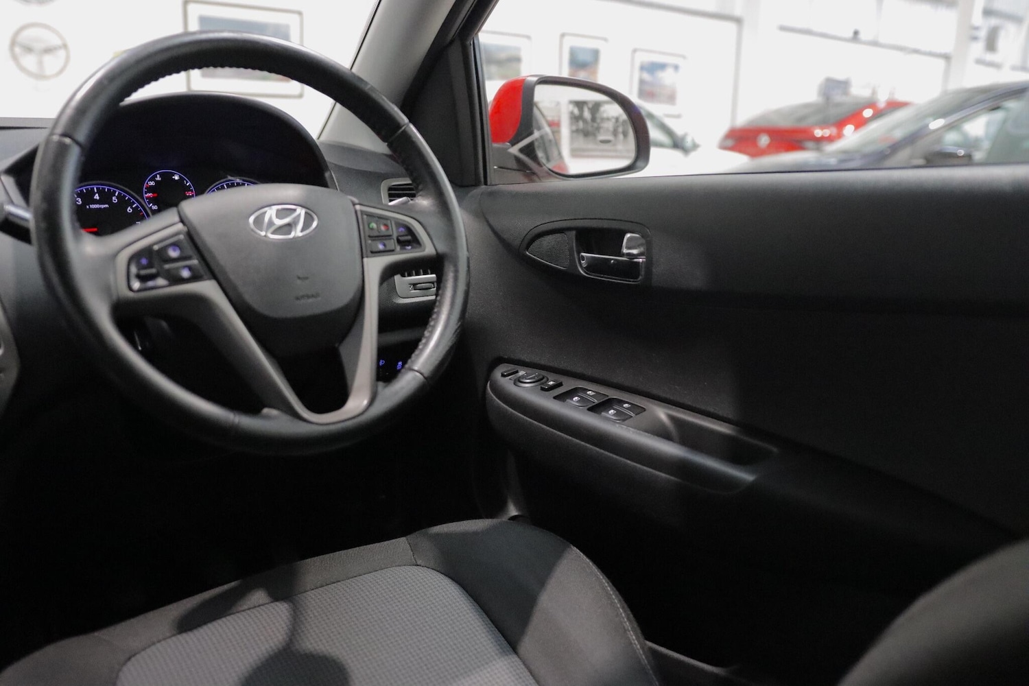 Used Hyundai i20 2013 for sale - 76360622: Photo 23