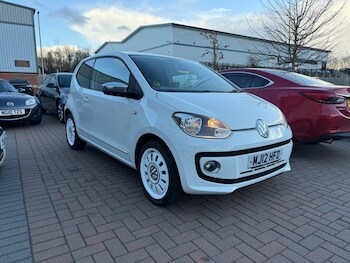 (12) - 1.0 up! White Euro 5 3dr