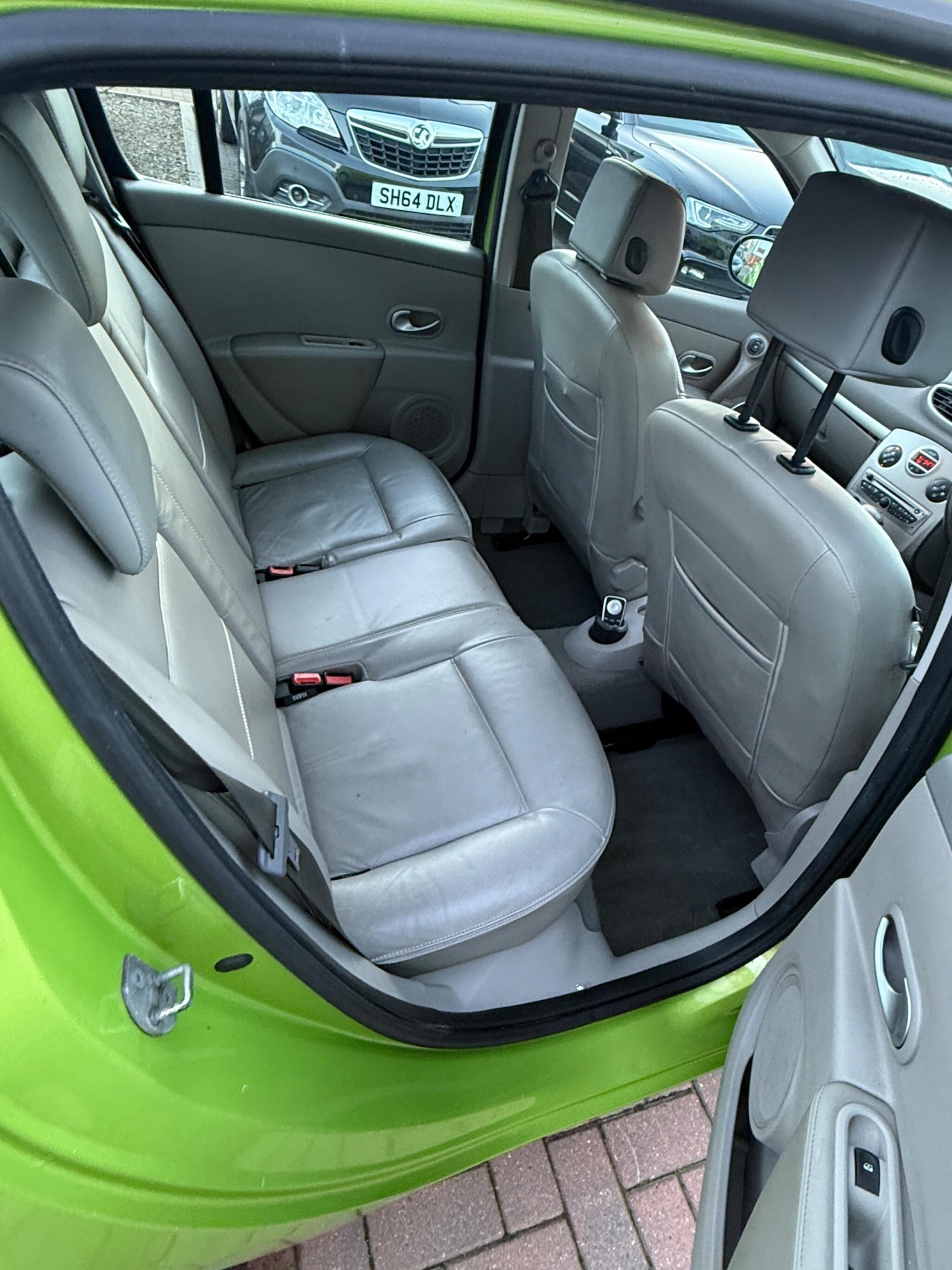 Used Renault Clio 2010 for sale - 76913614: Photo 12