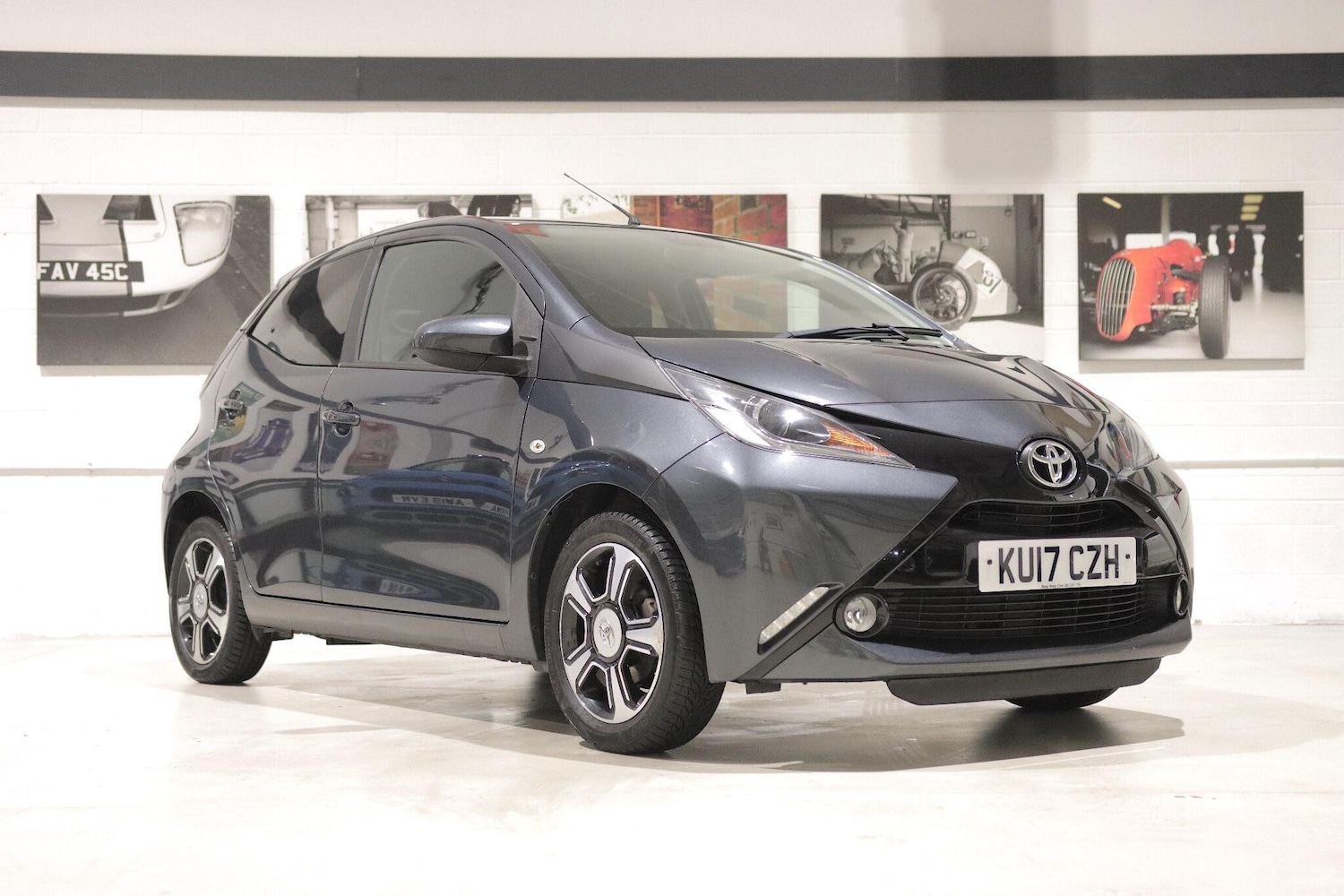 Used Toyota AYGO 2017 for sale - 76918591: Photo 1