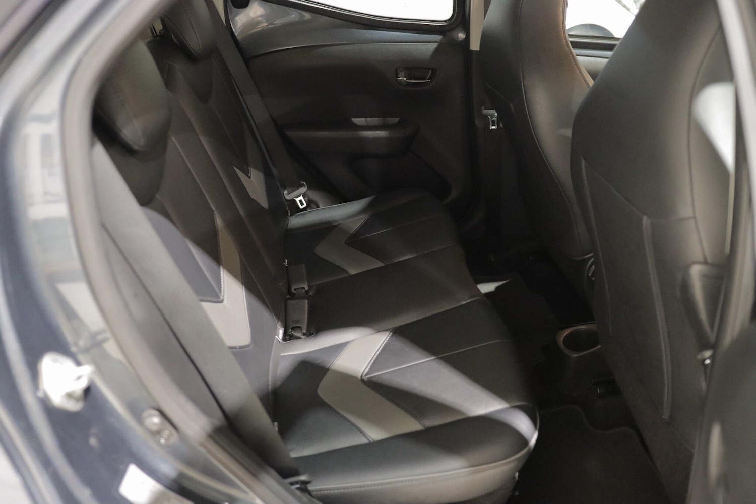 Used Toyota AYGO 2017 for sale - 76918591: Photo 12