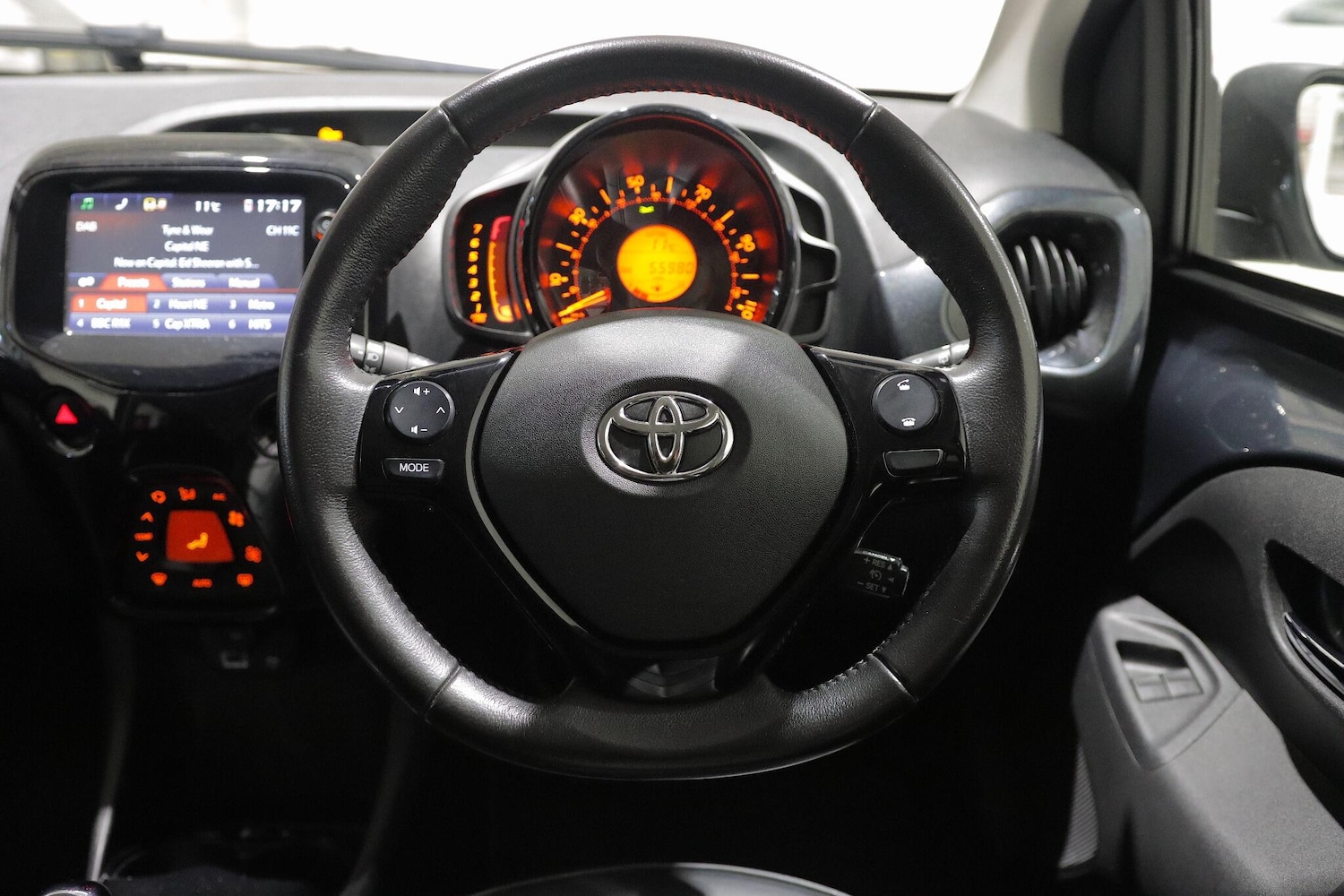 Used Toyota AYGO 2017 for sale - 76918591: Photo 15