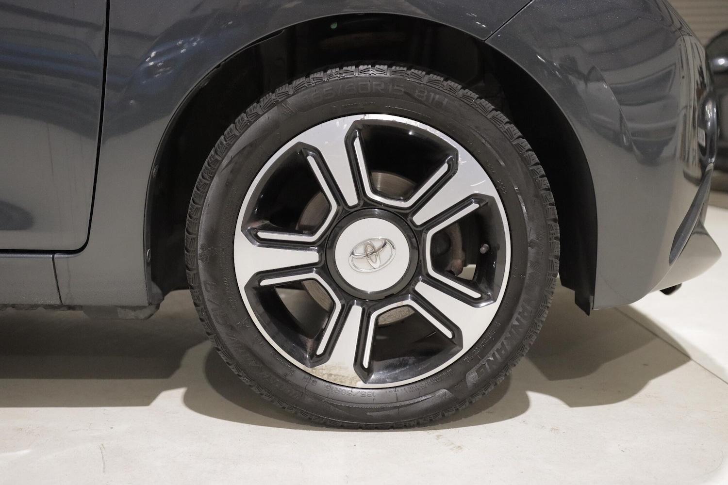 Used Toyota AYGO 2017 for sale - 76918591: Photo 25