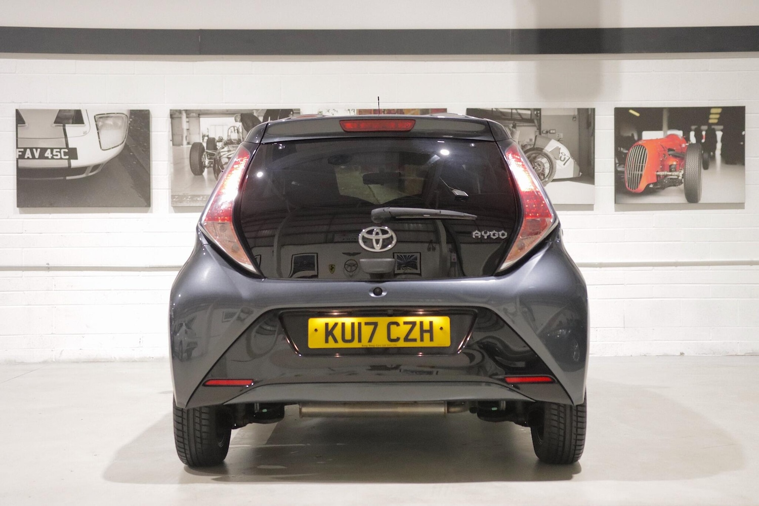 Used Toyota AYGO 2017 for sale - 76918591: Photo 4