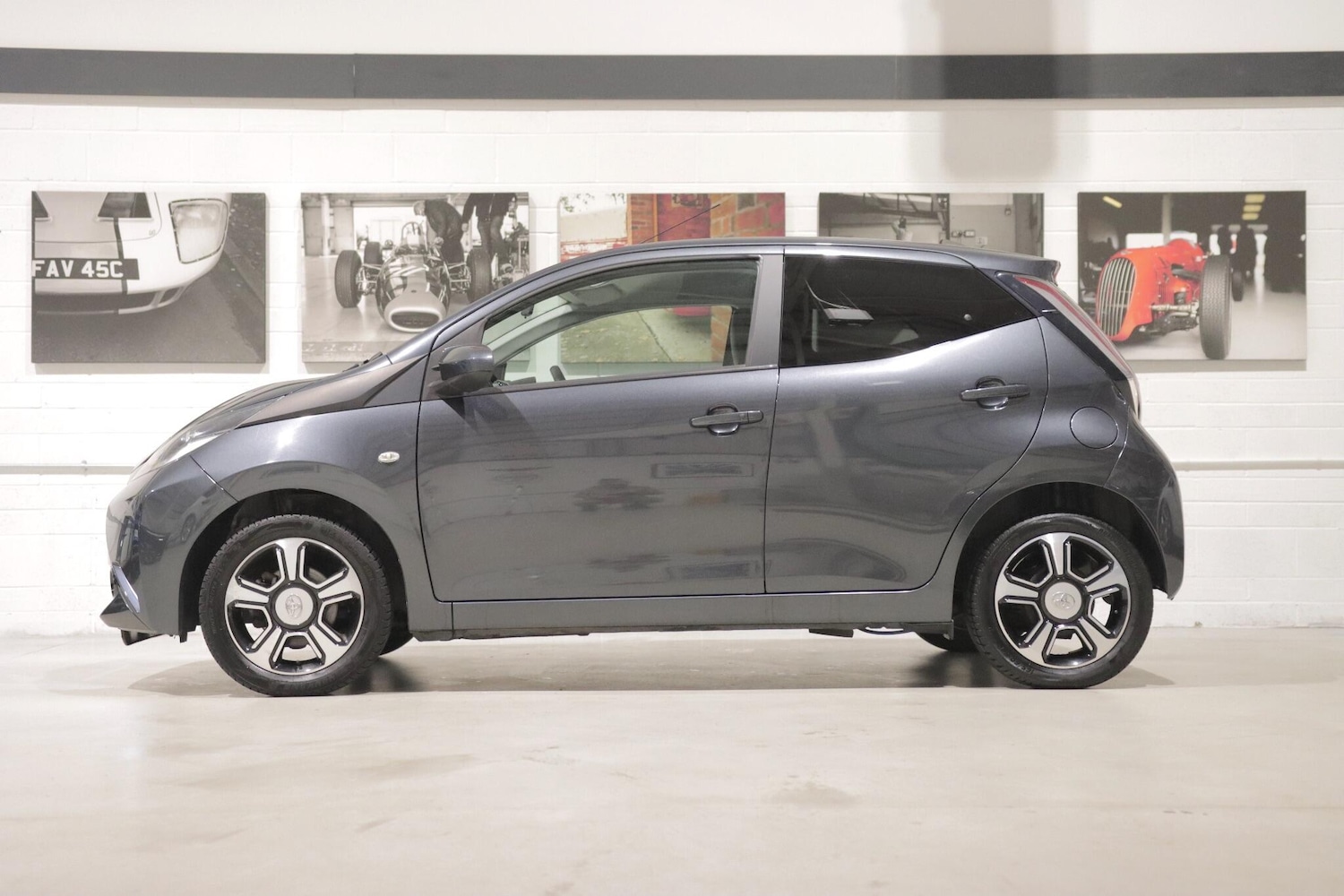 Used Toyota AYGO 2017 for sale - 76918591: Photo 6